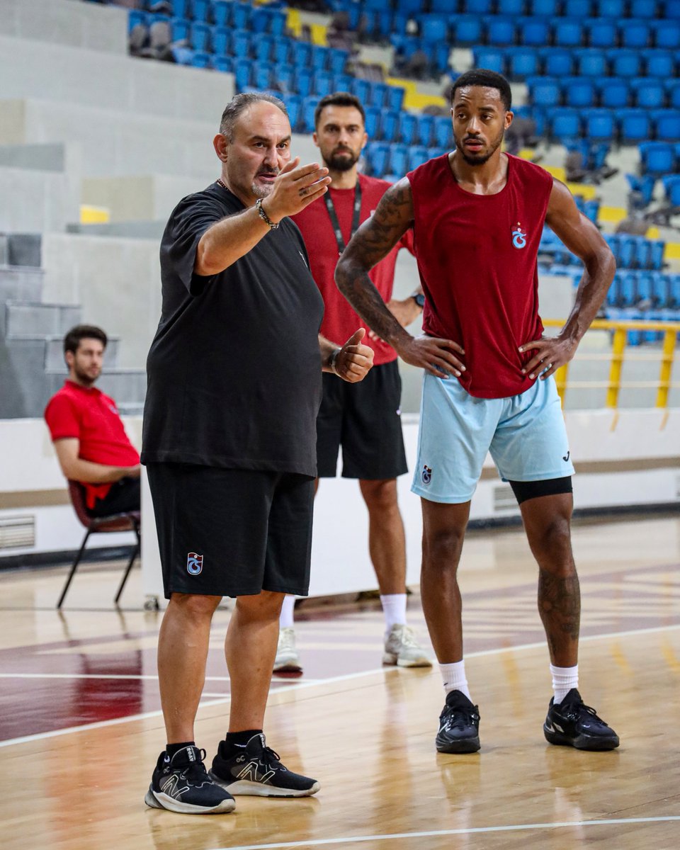 Akşam antrenmanımız tamamlandı

🔗 trabzonspor.org.tr/tr/haberler/ba…