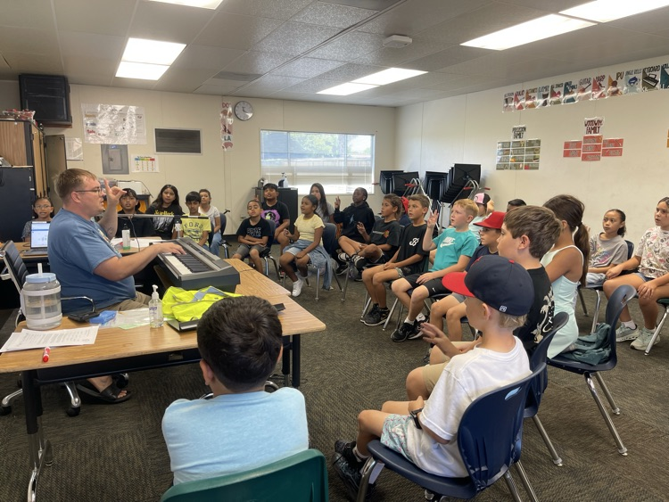 Mrs. Torres' 4th graders learning to read music in Mr. Allen's music class. #WeareBUSD #mchawks