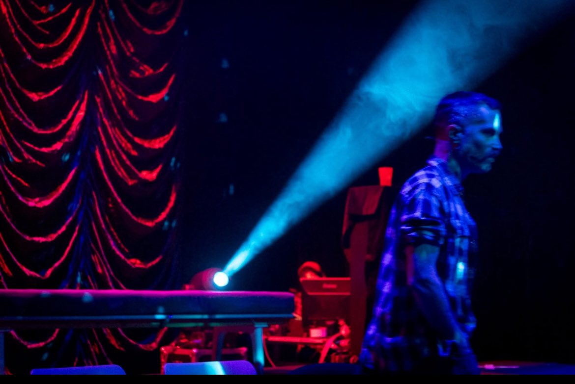 JFGuyot's tweet image. #RSVP Le 12/9, une soirée dans les pas de l’écrivain culte Guillaume #DUSTAN (1965-2005) autour de son livre #JeSorsCeSoir qui raconte une nuit en boîte en 1996. 
Un spectacle #LeTOC à la Rotonde Stalingrad shotgun.live youtu.be/DNO5gtfLt6g?si…