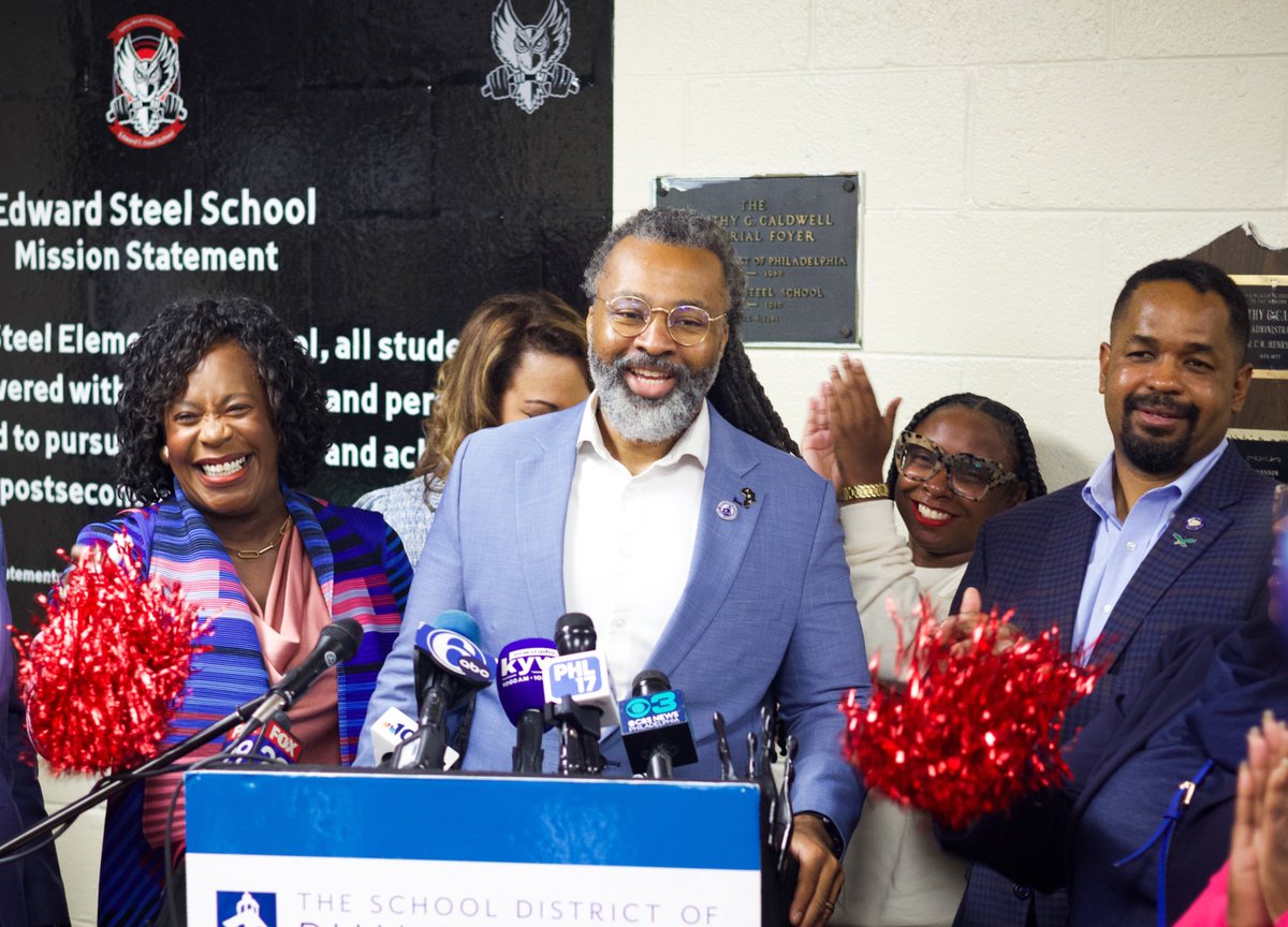 As a mother, a former teacher, and your Mayor – the first day of school has got to be one of the most exciting and celebratory times of the year! 
 
What a pleasure it was to be at Edward T. Steel Elementary this morning to welcome all the students, teachers, and staff back for