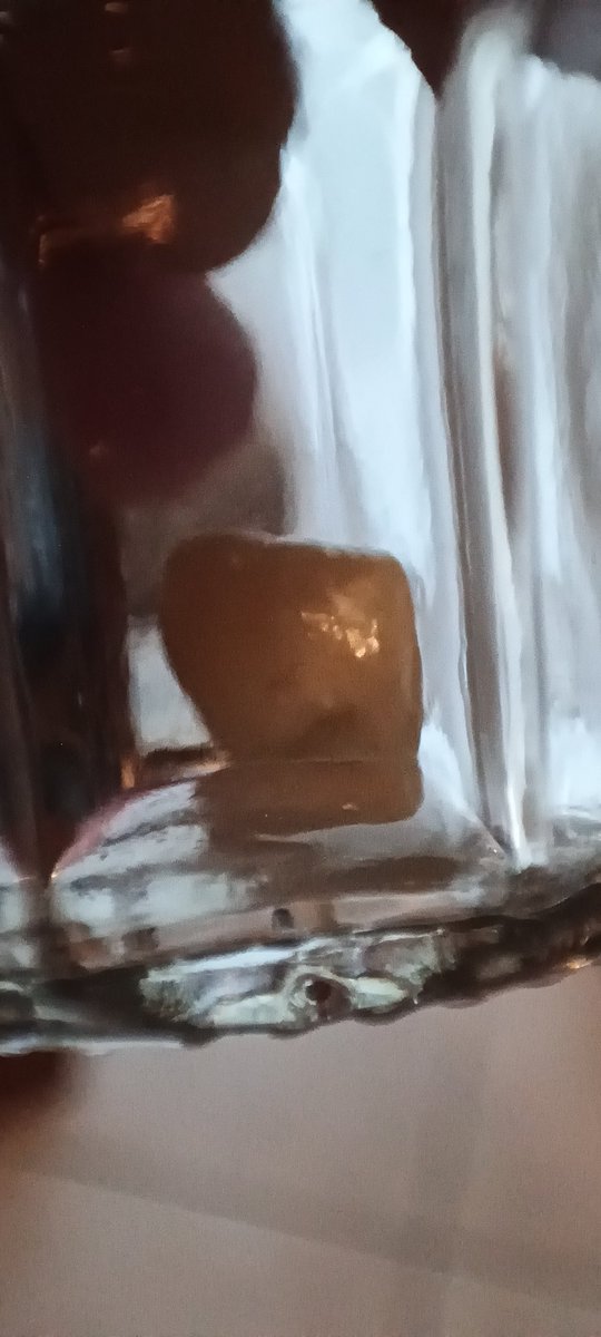 Fièvre (39.2°C), toux, frissons... Demain repos. Mais c'est sans compter sur l'implant qui a failli finir dans l'estomac !
Recraché a temps 😖