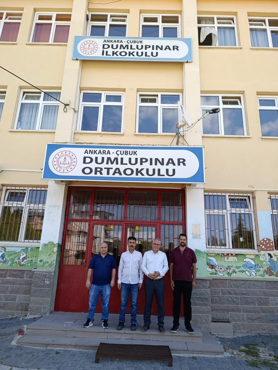 İlçe Milli Eğitim Müdürümüz Sayın İlhan ERANIL, Şube Müdürlerimiz Savaş UZUN ve Fatih KARAKÜTÜK ile birlikte ilçemizdeki okullarda devam eden bakım-onarım çalışmalarını yerinde inceledi. Yeni eğitim yılı için gayret gösteren idarecilerimize teşekkür ediyoruz.