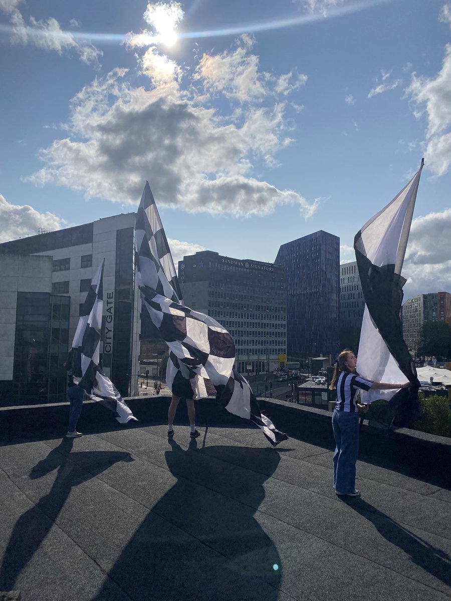 BillCorcoran5's tweet image. Some fantastic news. We never take this for granted but @jamiereuben with @ReubenFound have agreed to continue to match all funds collected by @nufcfoodbank this season. This will help @NCLFoodbank continue its work against poverty. We’re out from 6-8p. Howay the Lads. United..!