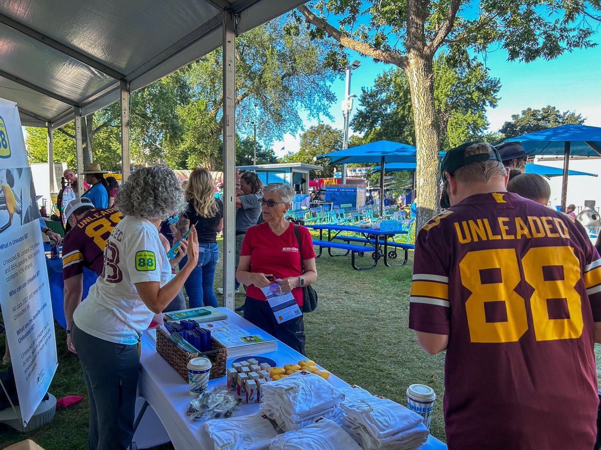 We'd like to thank the 1000s of people who stopped by at our booth at the State Fair on Saturday! We had so much fun! Special shoutout to MN Dept of Ag commissioner, Thom Peterson, for stopping by and our friends at <a href="/mncorn/">MN Corn Growers</a>  for helping us out!