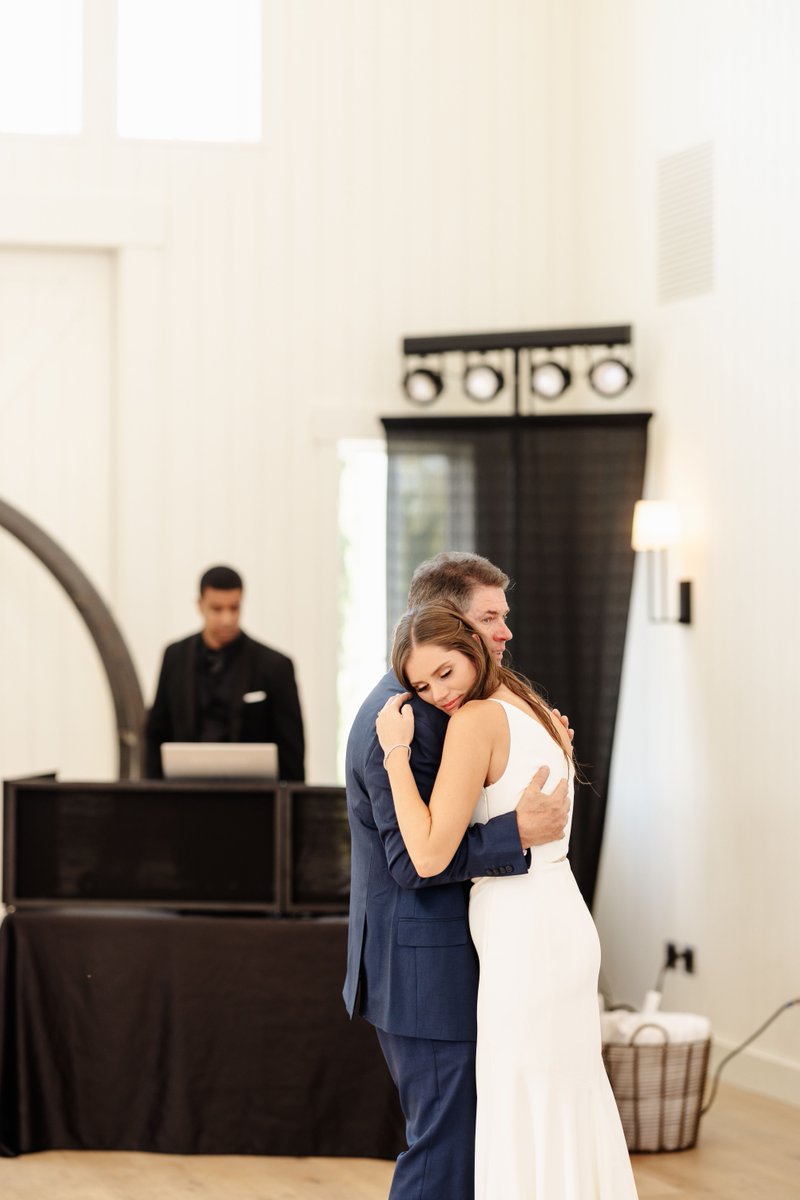 Photographer: Cameron and Tia Photography buff.ly/NFlJpLU 
Venue: Redeemed Farm buff.ly/sIoNCg3 
Planner: Rustic Elegance buff.ly/ECHGHyq 
DJ: Tevin buff.ly/xq5CpOR