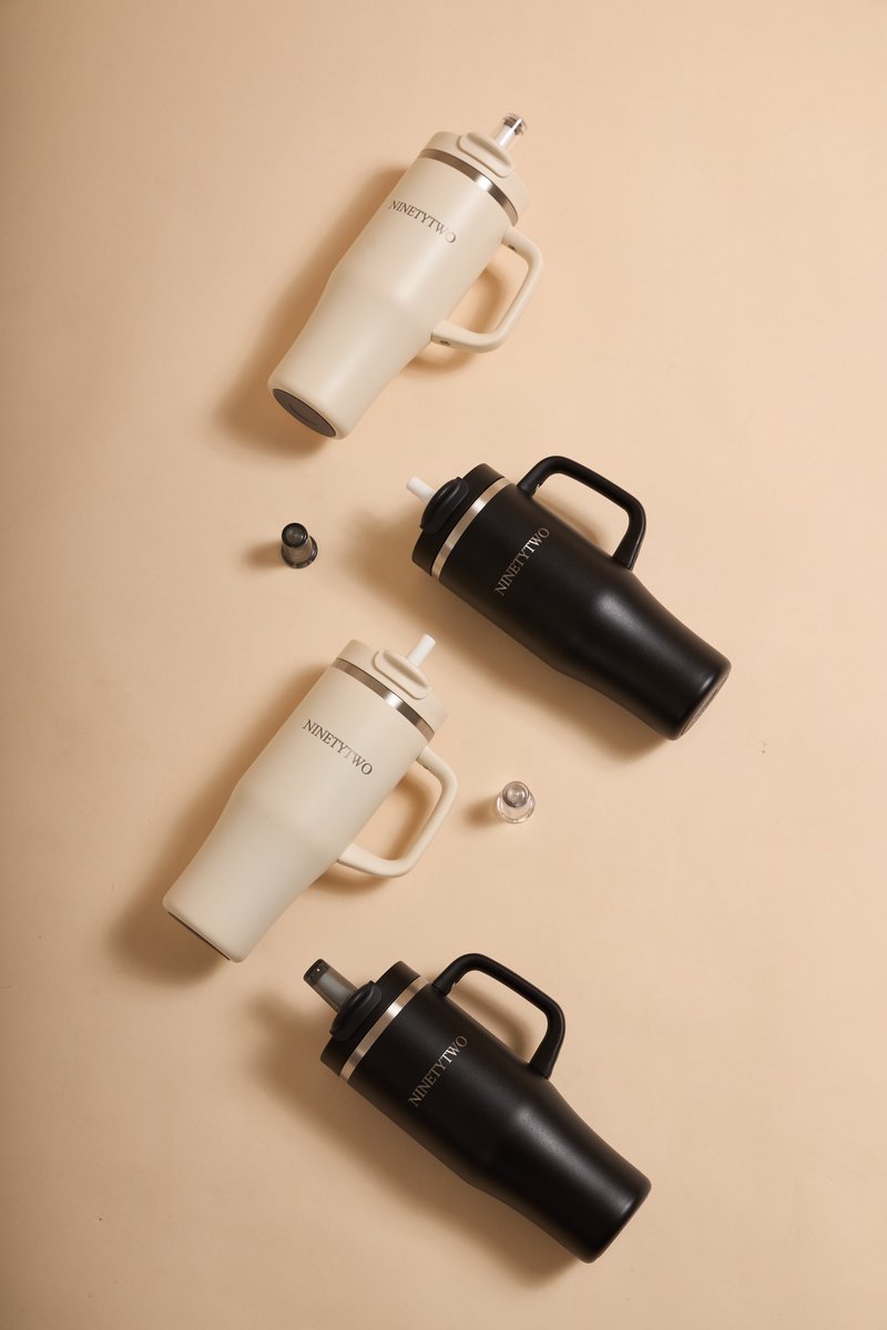 ninetytwo_th's tweet photo. Drink more feel better — with NINETYTWO Tumbler! 

Black or Cream, which one’s your vibe? 🖤🤍

#NINETYTWO #92Tumbler https://t.co/bU0EwekePP
