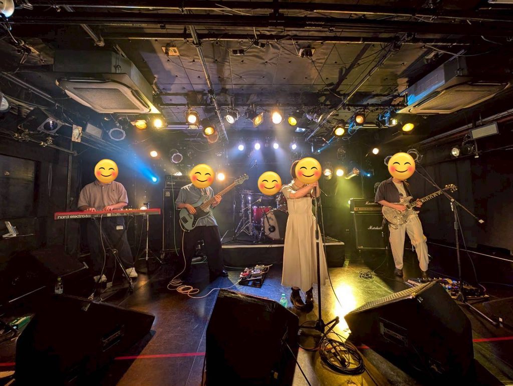 sus4th_24's tweet photo. 久々の東京事変のコピバンでライブ楽しかった！メンバーみんな上手すぎてヤバかった。 https://t.co/g15LbYfLQJ