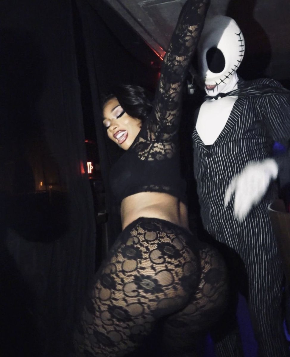 stallionhourly's tweet image. MEGAN THEE STALLIONNNNNN