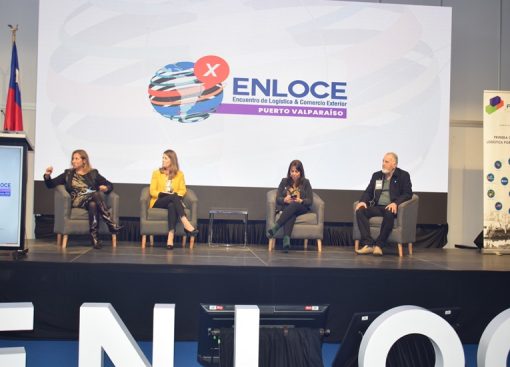 MasContainer's tweet photo. Con un número importantes #expositores y un más que atractivo programa de conferencias, se desarrolló con gran presencia de público la décima versión de #ENLOCE en el Terminal de Pasajeros del #Puerto de #Valparaíso. https://t.co/Lk7WaiXSRA @PortValparaiso @enloce_oficial https://t.co/snuotDGa5X