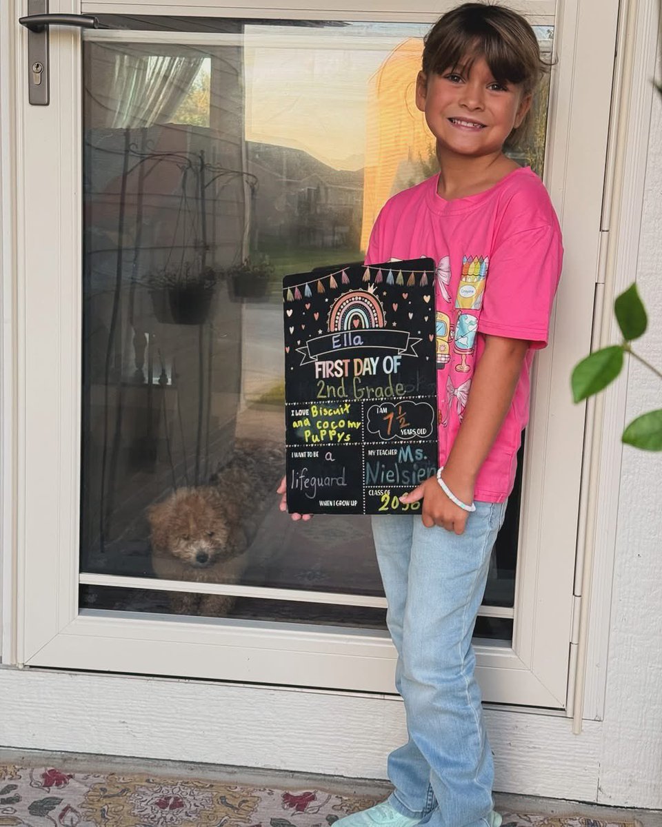 Eleanor first day of 2nd grade. 
❤️😊❤️😊❤️😊❤️