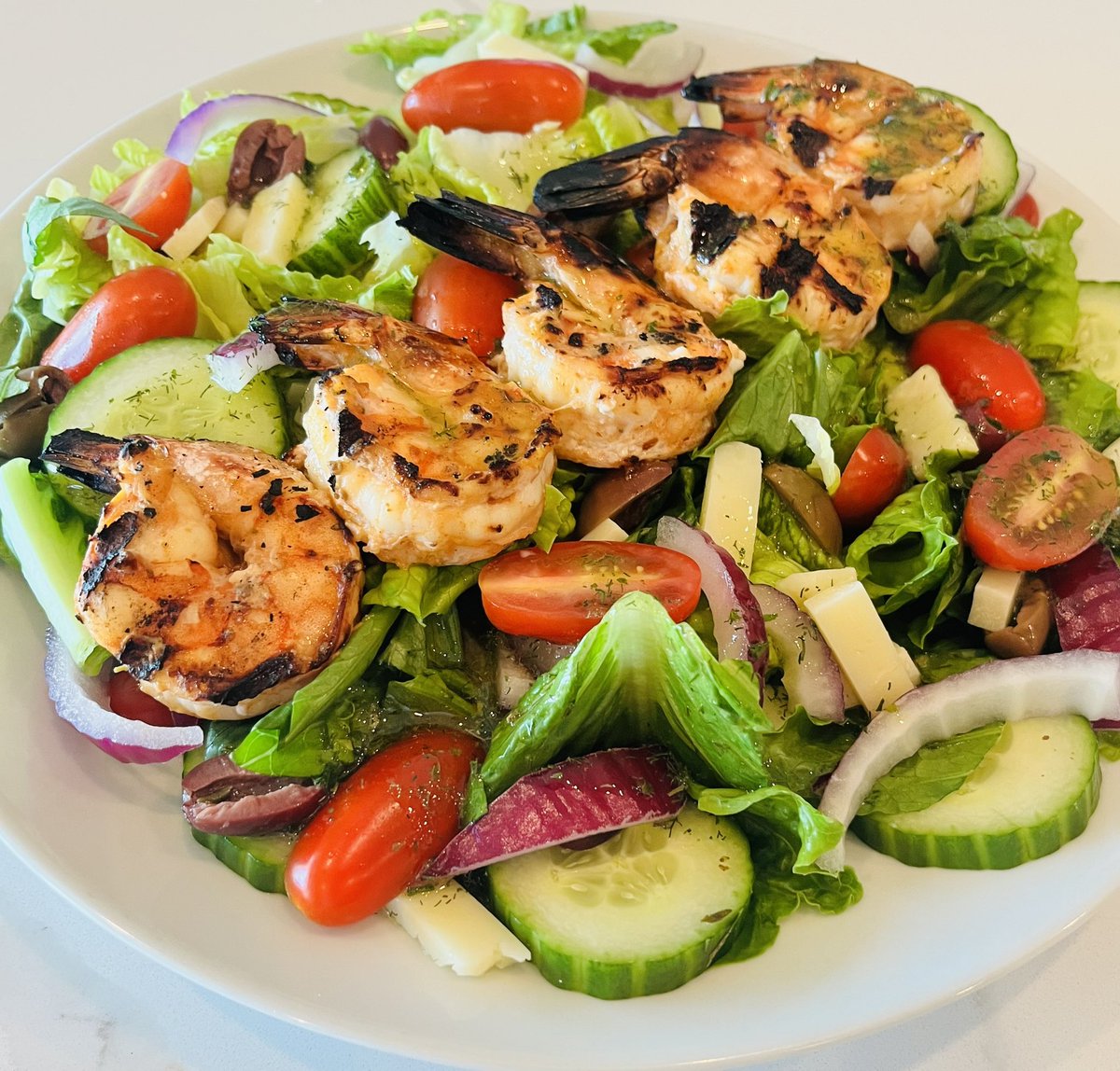 Grilled shrimp salad doesn’t suck.