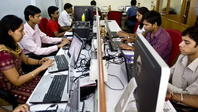 Cats & Dogs Universe (@catsanddogsmem) on Twitter photo <a href="/historyinmemes/">Historic Vids</a> In 2019, the $1.5 billion AI programming company BuilderAI was exposed. The 'AI' turned out to be 700 Indian people acting as AI programming bots. <a href="/historyinmemes/">Historic Vids</a> In 2019, the $1.5 billion AI programming company BuilderAI was exposed. The 'AI' turned out to be 700 Indian people acting as AI programming bots.