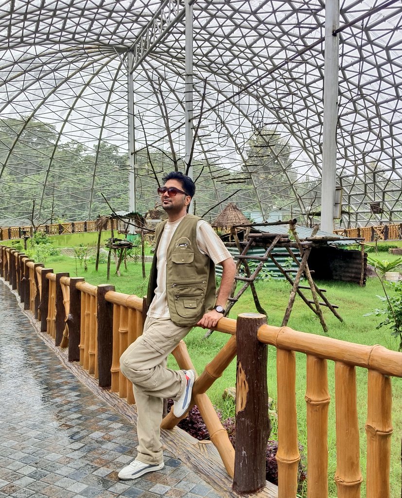 rv5792's tweet image. भावनाओं की रेंज अगर अच्छी हो ,

तो रिश्तों के नेटवर्क कभी नहीं टूटते..!

#Rara #5th 
@anu_raga_143