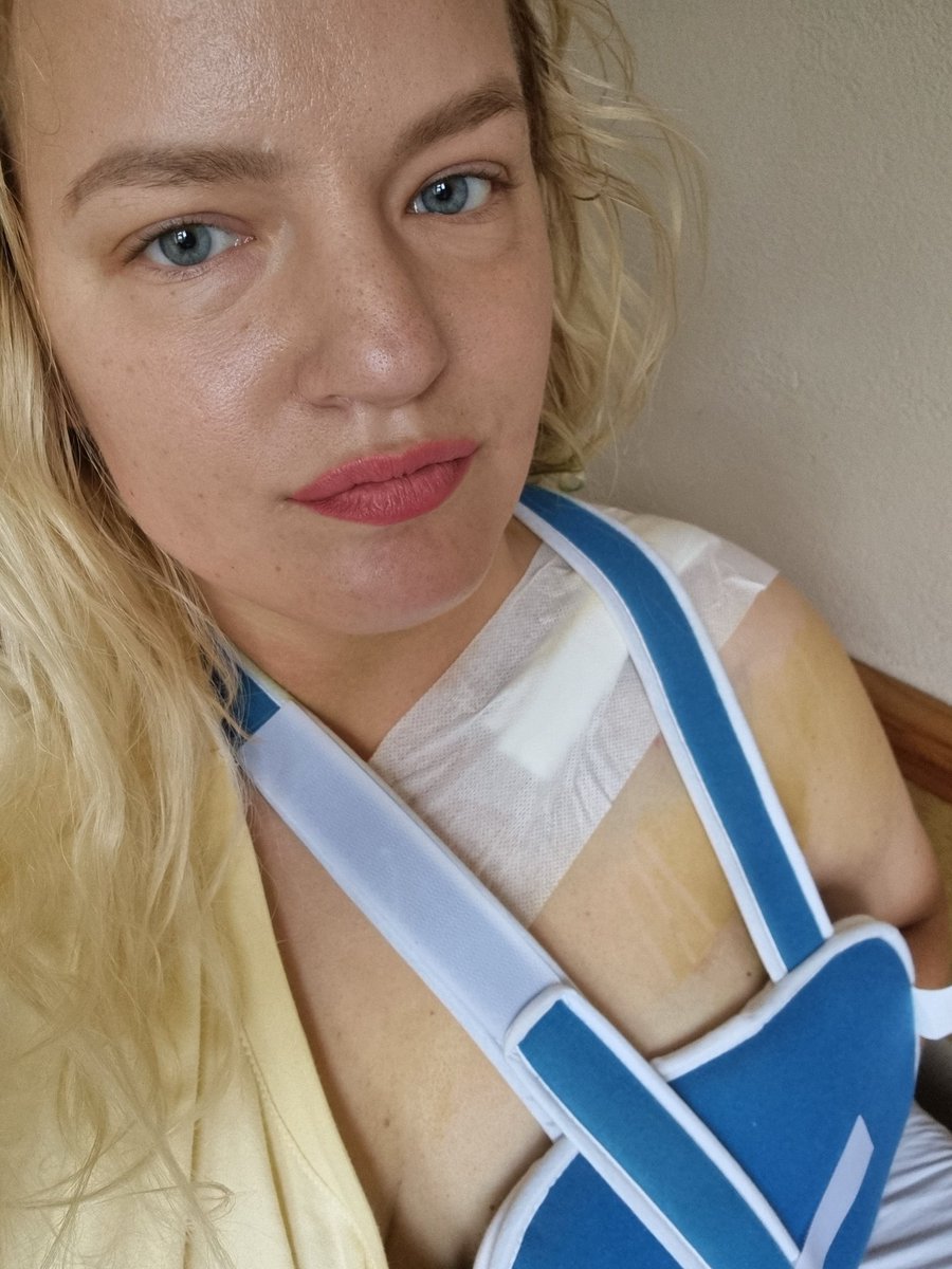 The operation was successful, thank you to everyone for the support, to my families, to my lover and to all of you.

And a huge thank you also to Ruslan and Karine to my commander Vitaly who will be there every day to ask me for news.

And thanks to the medical team of Brigade 37