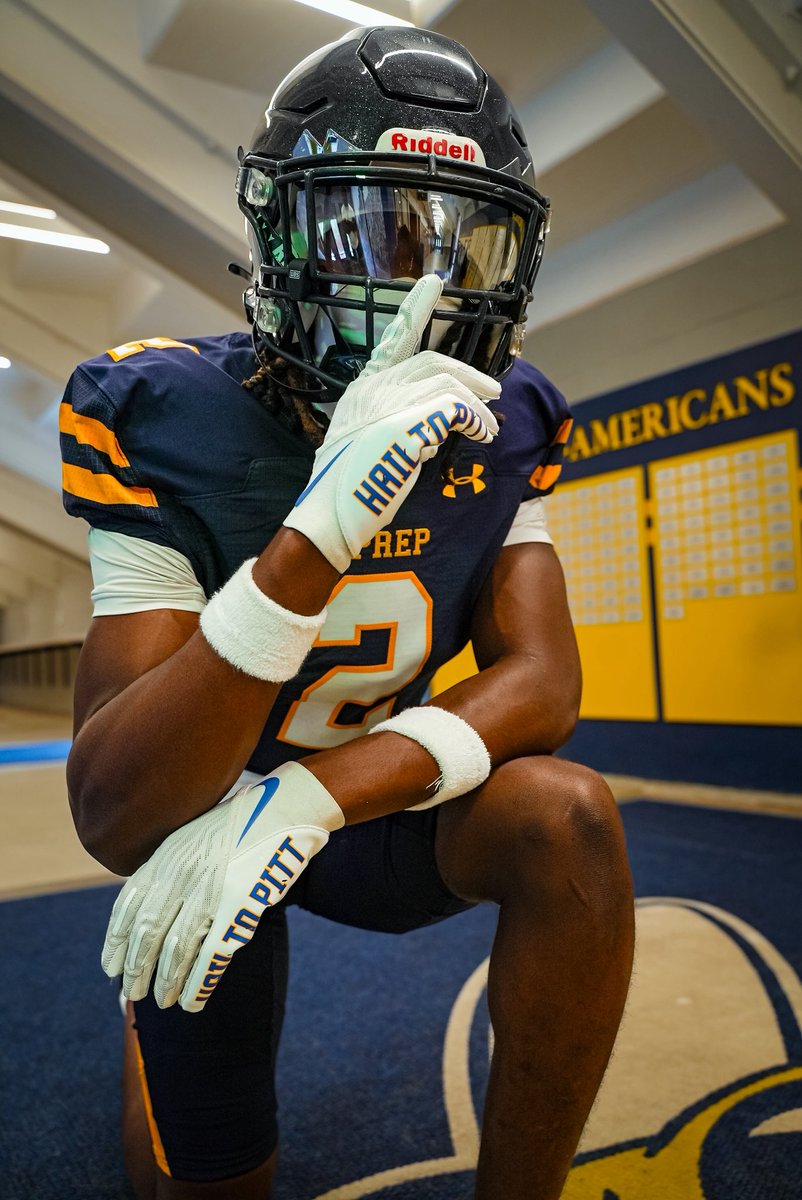 ThomasLevans11's tweet image. Certain topics not even a debate yall just be wanting something to talk about …. #UPNOW⚡️ #UPREP‼️#WR1💥 @UprepFball