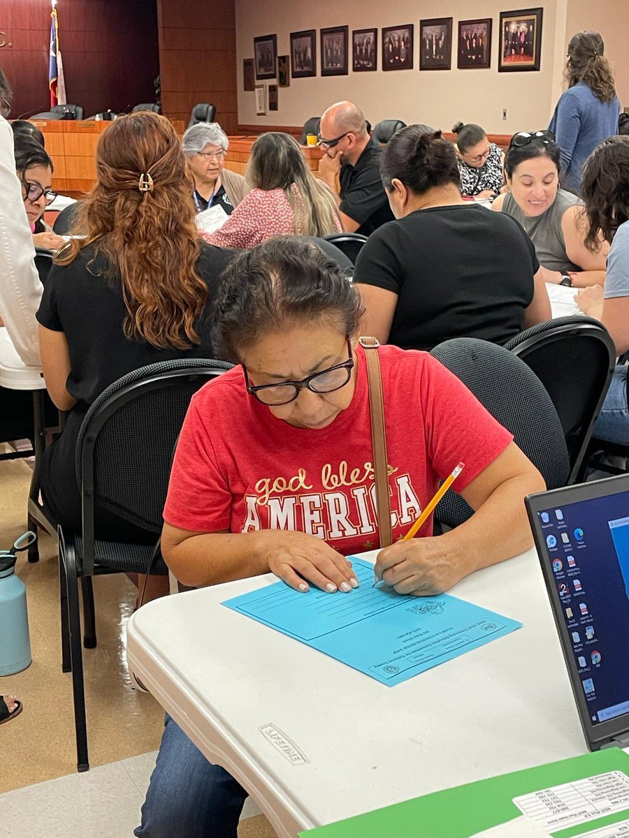 Los Fresnos CISD Family Engagement Office (@lfcisdfamengage) on Twitter photo ESL Registration is underway. Let the learning begin! <a href="/LosFresnosCISD/">Los Fresnos CISD</a> <a href="/jmcdonough33/">Jimmy McDonough</a> ESL Registration is underway. Let the learning begin! <a href="/LosFresnosCISD/">Los Fresnos CISD</a> <a href="/jmcdonough33/">Jimmy McDonough</a>