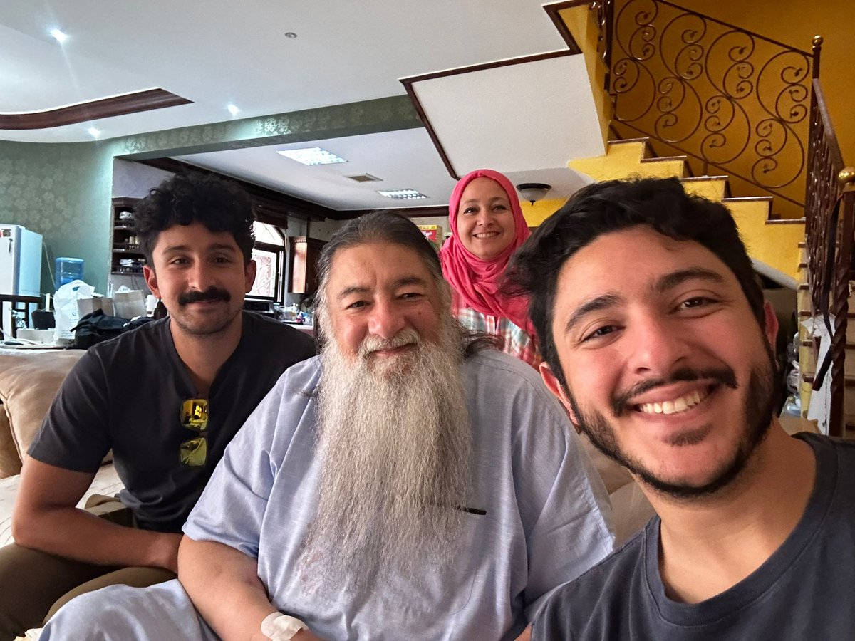 Sharaf001's tweet photo. 7/
بالأمس فقط عدت إلى منزلي بعد أكثر من 10 أيام في المستشفى...
الحمد لله على السلامة 🙏
Home Sweet Home 🏡😌💕 https://t.co/67I8rM3sDm
