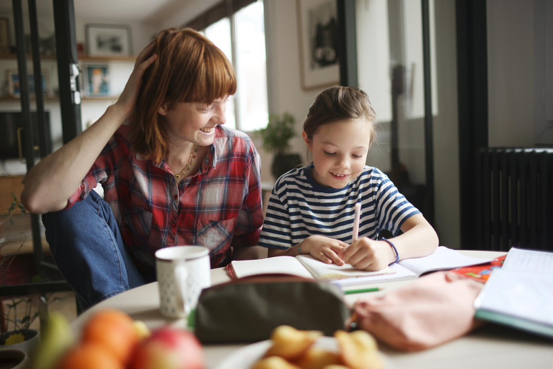 Back-to-school success starts at home. 
✔️ Consistent sleep
✔️ Stress management
✔️ Screen-free routines
✔️ Homework habits
✔️ Well-child exams
See tips from Mayo Clinic experts: communityhealth.mayoclinic.org/featured-stori…