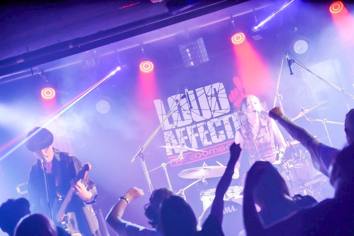 HEIMDAL New Single「海月」Release Live!!

ありがとうございました！！！

これから約3ヶ月間なぴこ°の喉手術のためお休みしますが復帰後更に活動の幅を広げていきますので乞うご期待でお願いします！！

只今を言えるその時まで待っていてください！