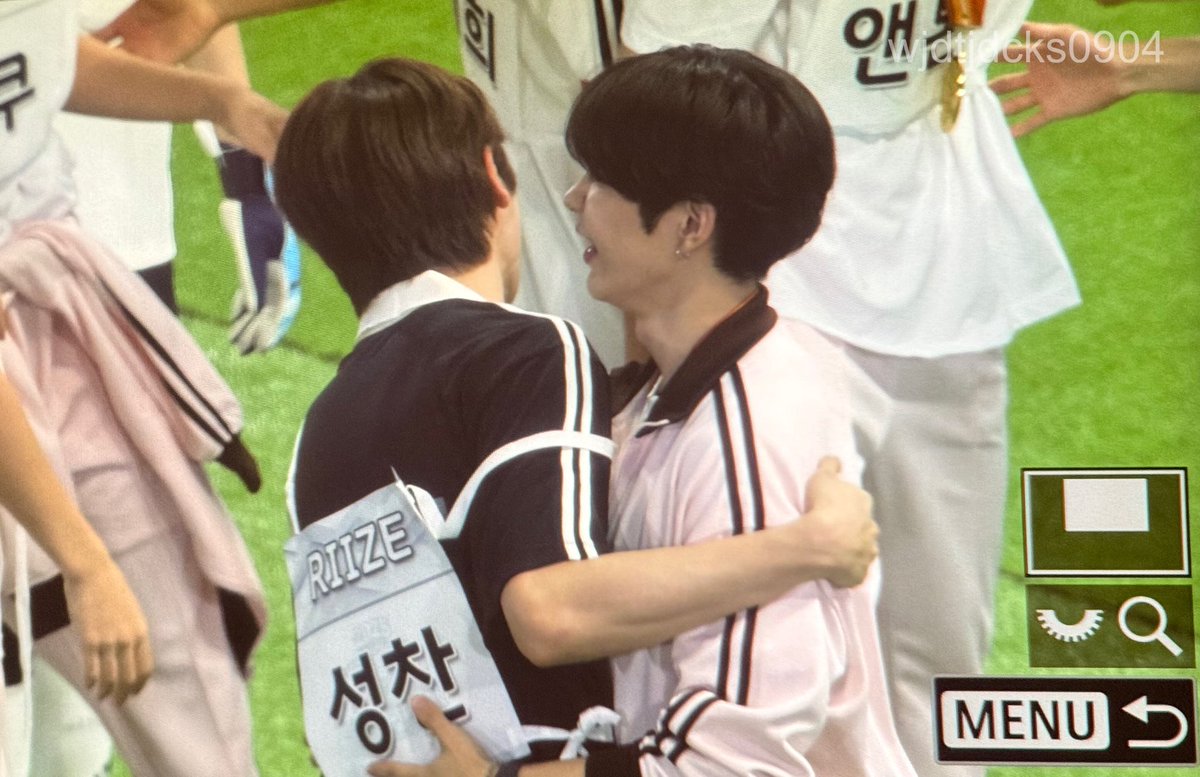 R愛즈 tweet media