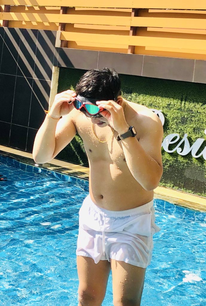 ອ້ວນແຕ່ຮັກດຽວ😀