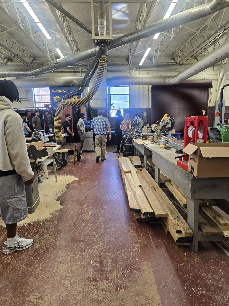 Career and Tech classes going strong <a href="/SunValleyHSNC/">Sun Valley High School</a> on Day 1. Sts are getting oriented to courses. 
<a href="/UCPSNC/">Union County Public Schools</a> <a href="/AGHoulihan/">Andrew G. Houlihan</a>