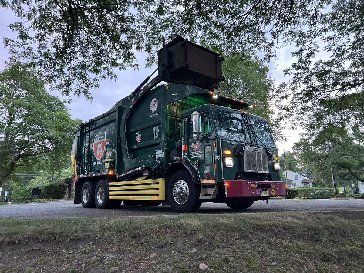 Keeping our communities clean, one dumpster at a time. 
Contact us today for all your waste service's needs! ♻️ 🚛 
#InterstateWaste #InterstateWasteServices #ActionEnvironmental #ActionCarting #MondayMotivation #Sustainability #SanitationStrong #CleanStreets #EssentialServices