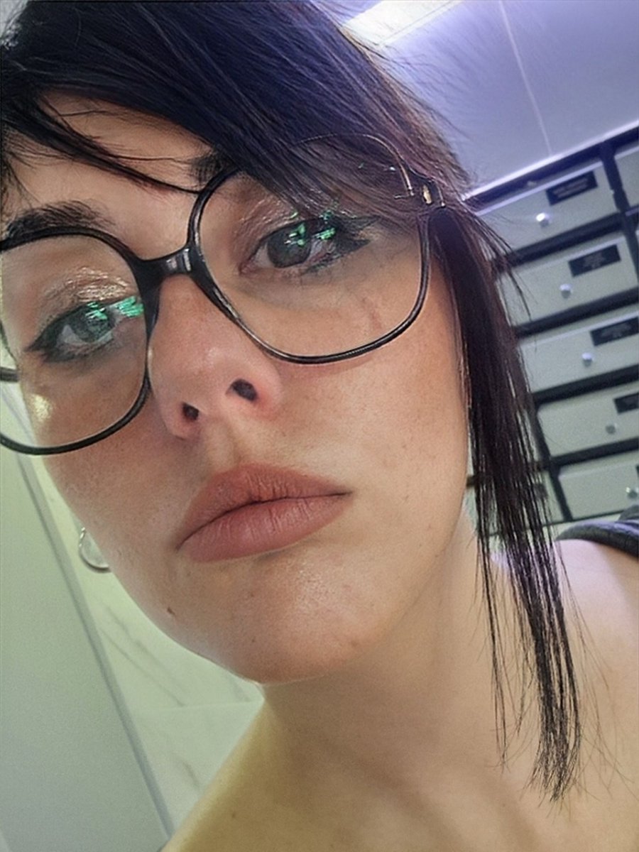 💜Lady Nimue💜 (@ladywildnimue) on Twitter photo Qué hacéis, a ver Qué hacéis, a ver