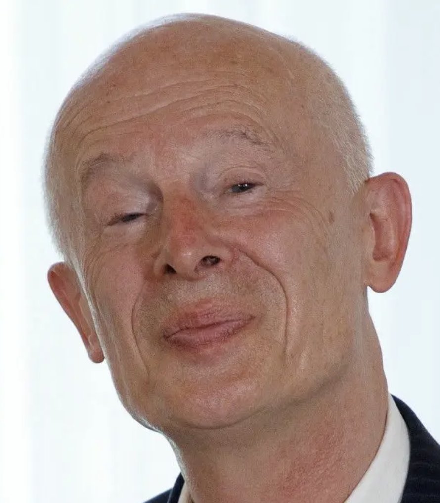 Prof. Schellnhuber, der uns allen verbieten möchte, mehr als 3 Tonnen CO-2 pro Jahr zu produzieren o...