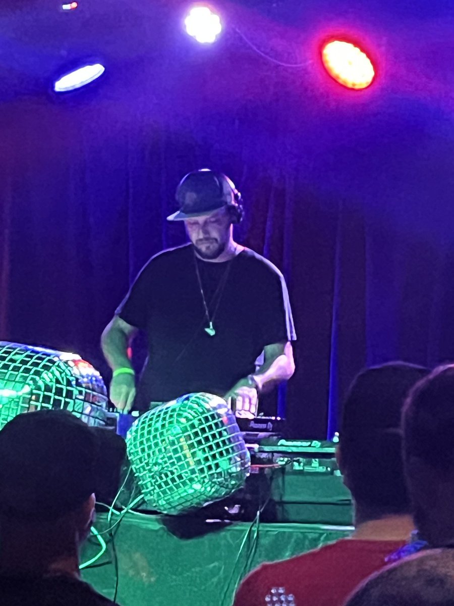 DropCatchMusic's tweet image. After the heater debut of Pinball Disco in Grand Rapids this summer, this concept needed to hit the road so we are bringing it to one of the best pinball joints in the country!

Grab your quarters &amp;amp; put on your dancing shoes for some solid grooves and grand champion high scores.