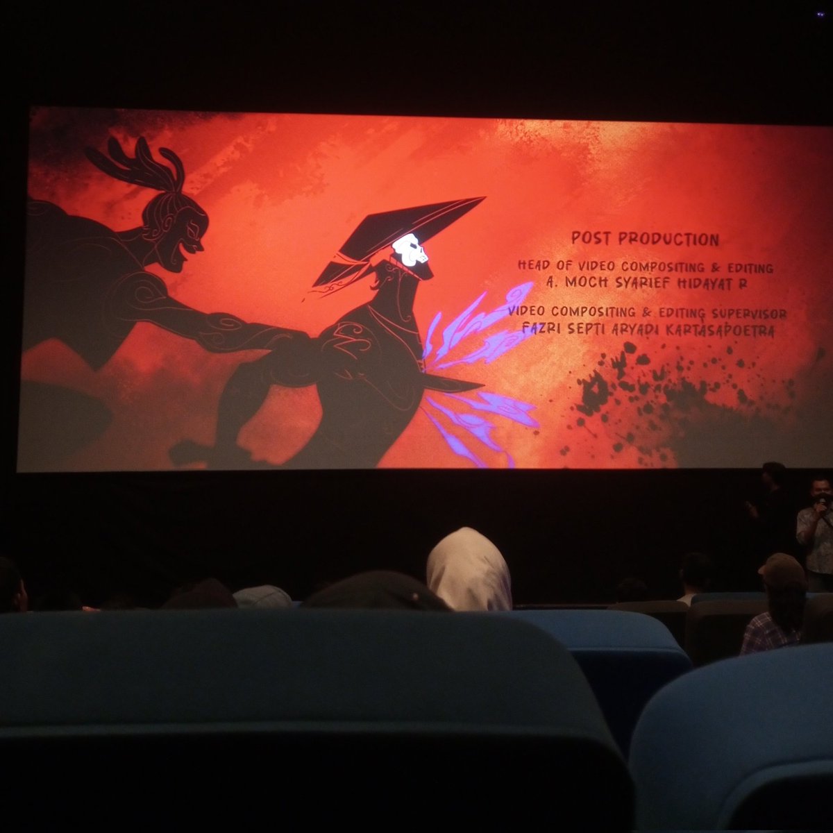 Chuunibyou tweet media