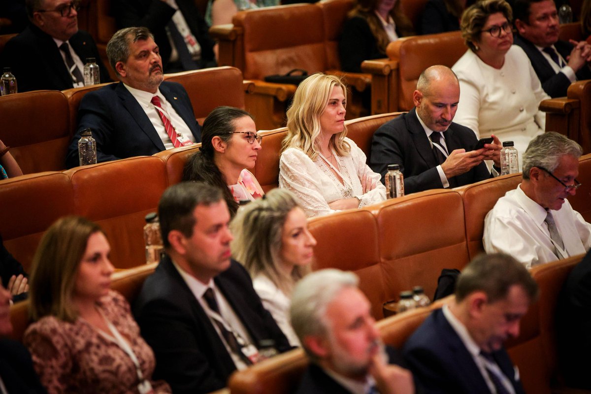 At the second thematic session of #RADR2025 – “Our Region in a New Strategic Reality” – I emphasized that Russia’s aggression against Ukraine has profoundly altered the European and Euro-Atlantic security architecture.

This cannot be accepted as a “new normal.” Our response: