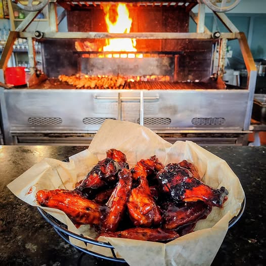 Kick off your week with delicious flavors and a relaxed atmosphere at The Fire Side Public House this Monday. 
Wing Night Special: Starting at 5pm, indulge in our half-price wings for dine-in guests only. Whether you prefer them crispy and tossed in your favorite sauce or simply