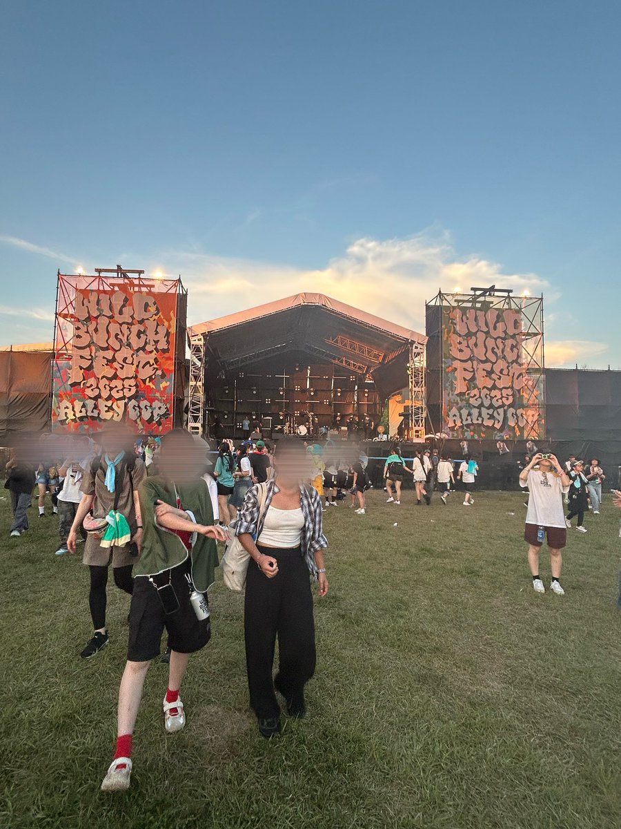 ワイバン最高だった♡
次はロッキン楽しみだけど暑すぎてまた死にそうです😌