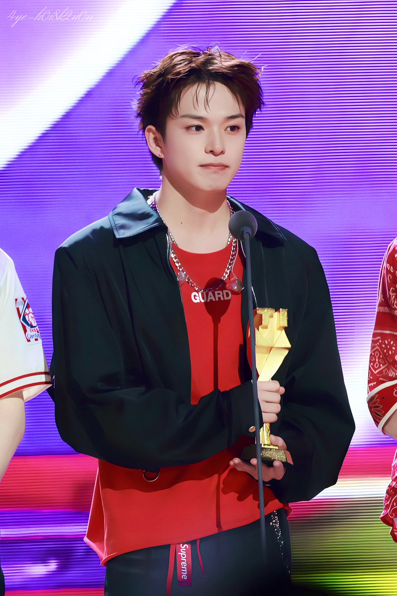 250823 tima🇲🇴

🏆

#아사히 #ASAHI #あさひ #TREASURE #트레저 #アサヒ