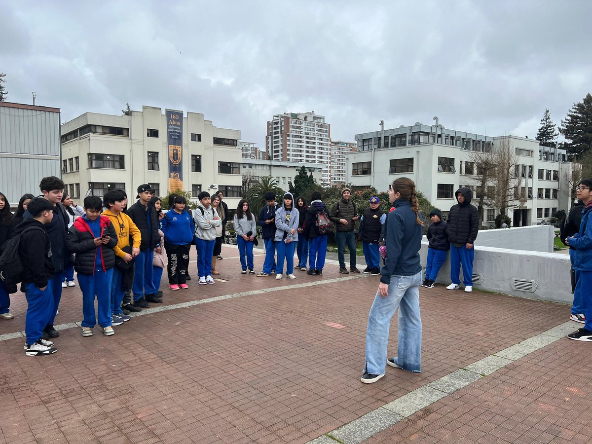 AdmisionUdeC (@admisionudec) on Twitter photo AdmisiónUdeC Realizamos una visita guiada en la <a href="/udeconcepcion/">Universidad de Concepción</a> a 33 estudiantes que nos visitaron desde la Escuela Boyeco 🏫 Las y los jóvenes disfrutaron una visita guiada por la zona patrimonial del Campus Concepción, donde también conocieron el mural en la <a href="/PinacotecaUdeC/">Casa del Arte UdeC</a> AdmisiónUdeC Realizamos una visita guiada en la <a href="/udeconcepcion/">Universidad de Concepción</a> a 33 estudiantes que nos visitaron desde la Escuela Boyeco 🏫 Las y los jóvenes disfrutaron una visita guiada por la zona patrimonial del Campus Concepción, donde también conocieron el mural en la <a href="/PinacotecaUdeC/">Casa del Arte UdeC</a>