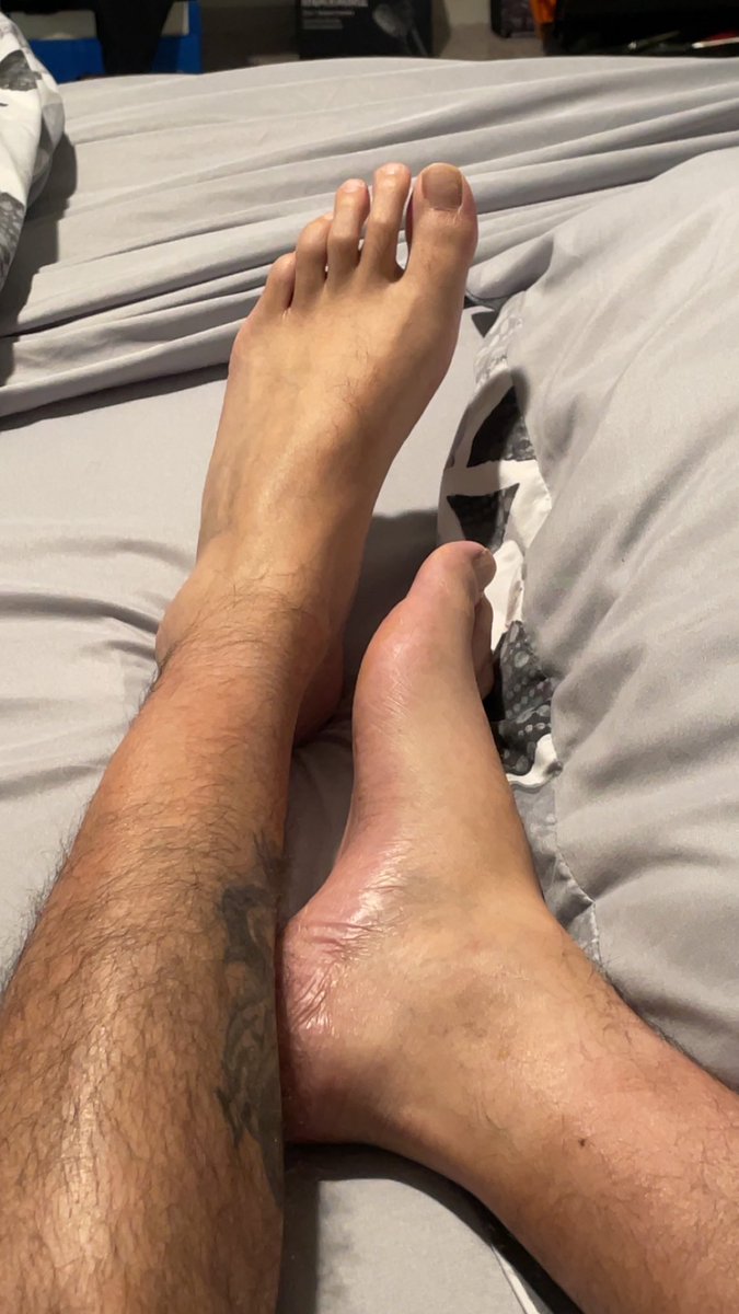 It’s Monday start the week with a good drain  $luckysz13

#feetlovers #feetworshi̇p #findom #alphafeet #feetfetısh #mensfeet