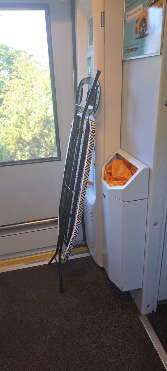 RichTheGuard's tweet image. On this episode of things left on trains...
