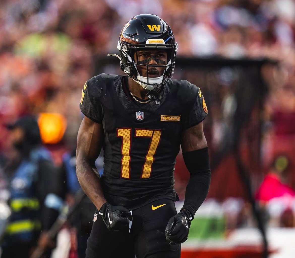 brandon (@jaydanielsmvp) on Twitter photo 🚨🚨🚨BREAKING🚨🚨🚨
#Commanders and WR Terry McLaurin have agreed to a 3-year extension worth $ 96M, per <a href="/Schultz_Report/">Jordan Schultz</a>
McLaurin gets paid.
#RaiseHail 🚨🚨🚨BREAKING🚨🚨🚨
#Commanders and WR Terry McLaurin have agreed to a 3-year extension worth $ 96M, per <a href="/Schultz_Report/">Jordan Schultz</a>
McLaurin gets paid.
#RaiseHail