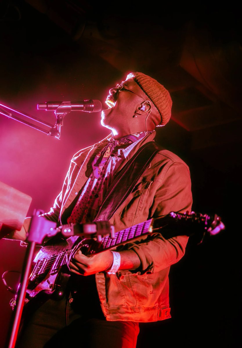 mobleywho's tweet image. Hey St. Louis! I'm playing @hotjavabar August 30th with my good friends @Jesuschristsupercar & @kyotolofi ⚡️🏎️🪷
📸photo by @_k_lock