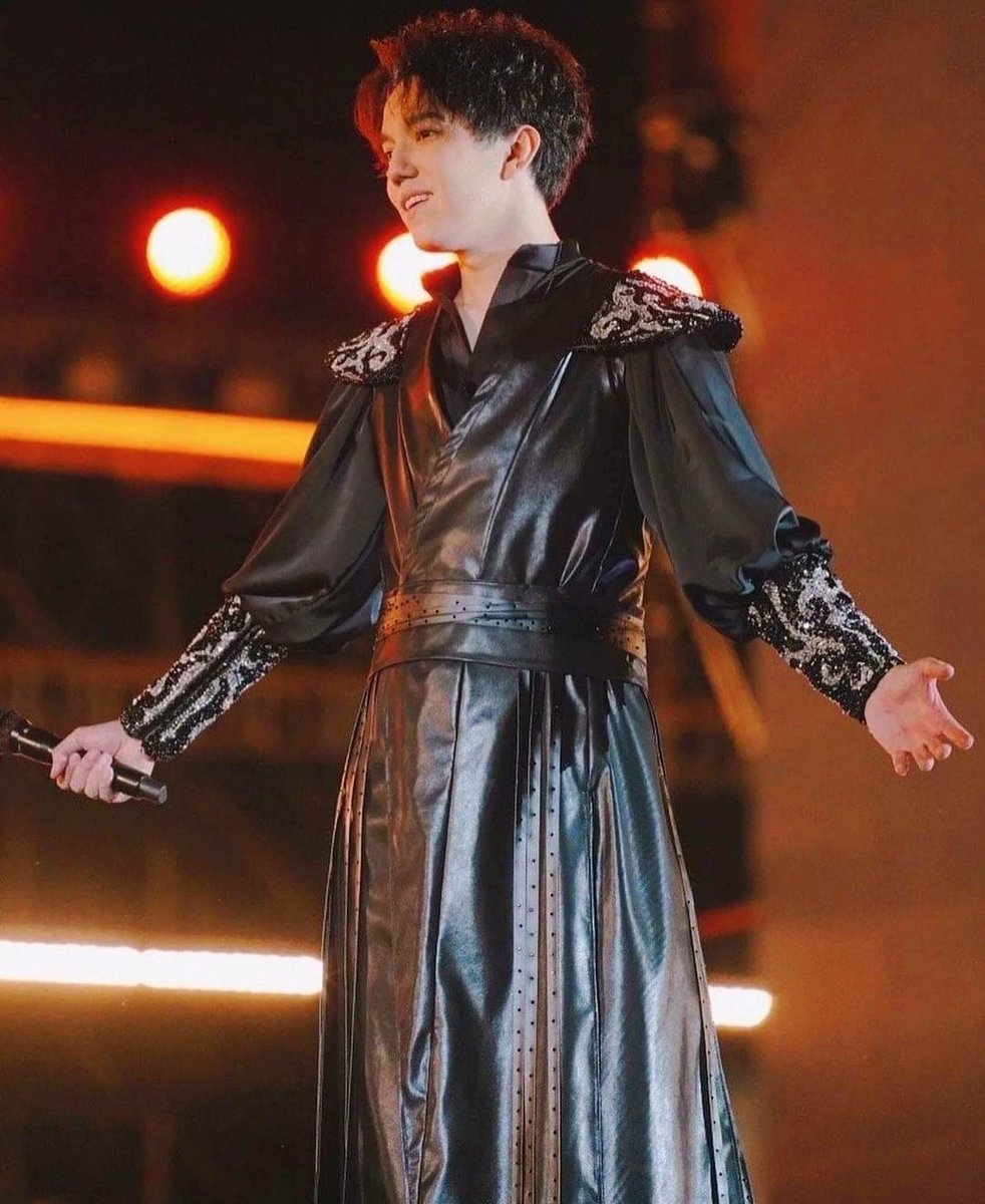 <a href="/Helendear007/">Елена</a> DIMASH CONCERT NEW YORK 
#StrangerTourAmerica 
После каждого концерта Димаша хочется ещё и ещё...побывать на всех концертах!