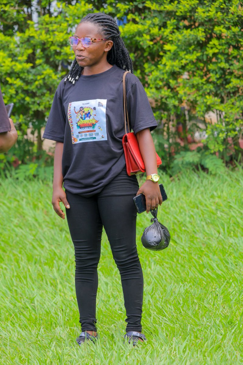 Evalyne Kabugho the news woman working with 102.9 Light Fm Kasese has called upon all the creatives in the entertainment industry of Rwenzori to join hands together and push Kyakere Carnival, a local event that will take place on 18th October 2025 at TransAfrica in Kasese Town.