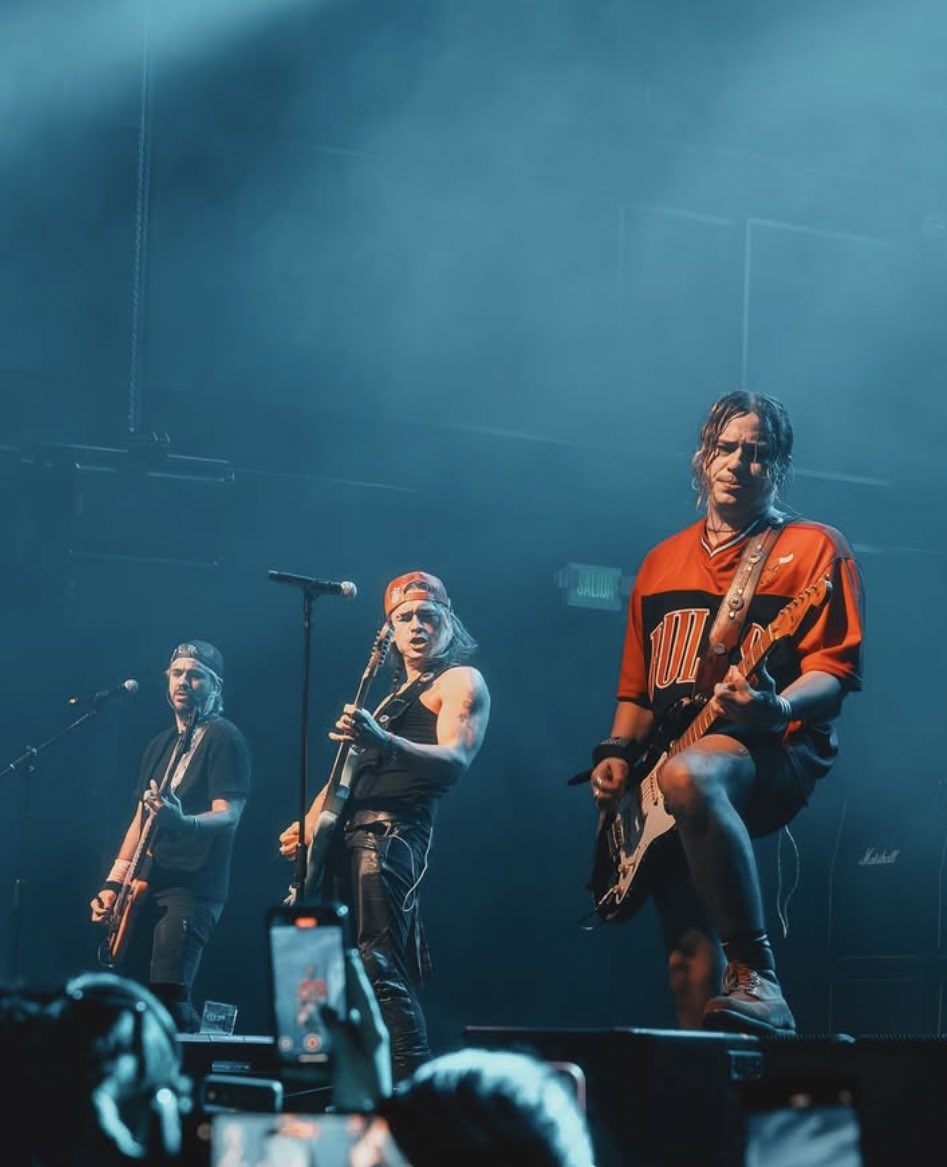 sardellisclub's tweet image. PERO QUÉ ES ESTE NIVEL DE AURA X3?