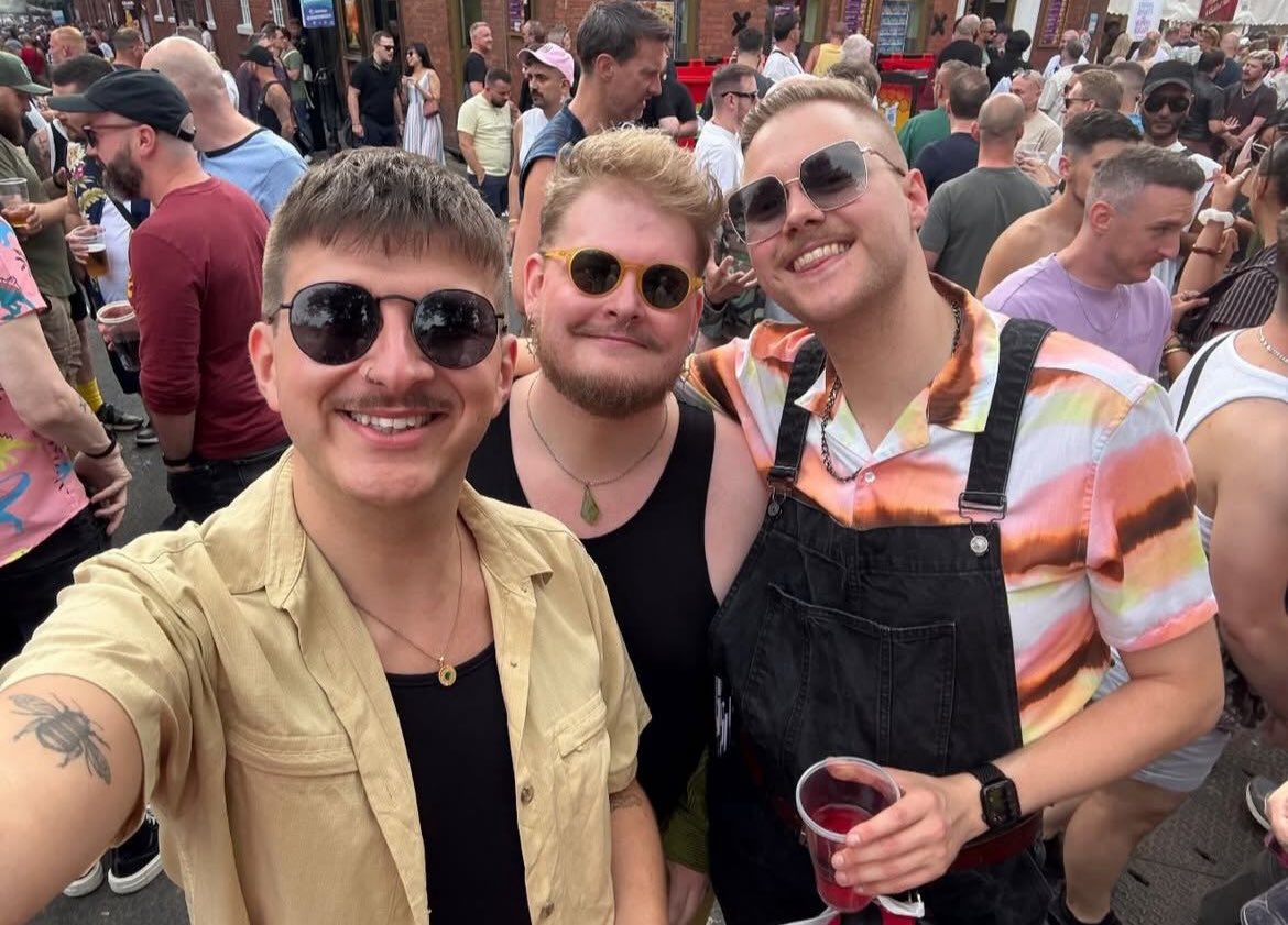 jonnycarr_'s tweet photo. #ManchesterPride i’m not a well man now https://t.co/N9i8tnrvrn
