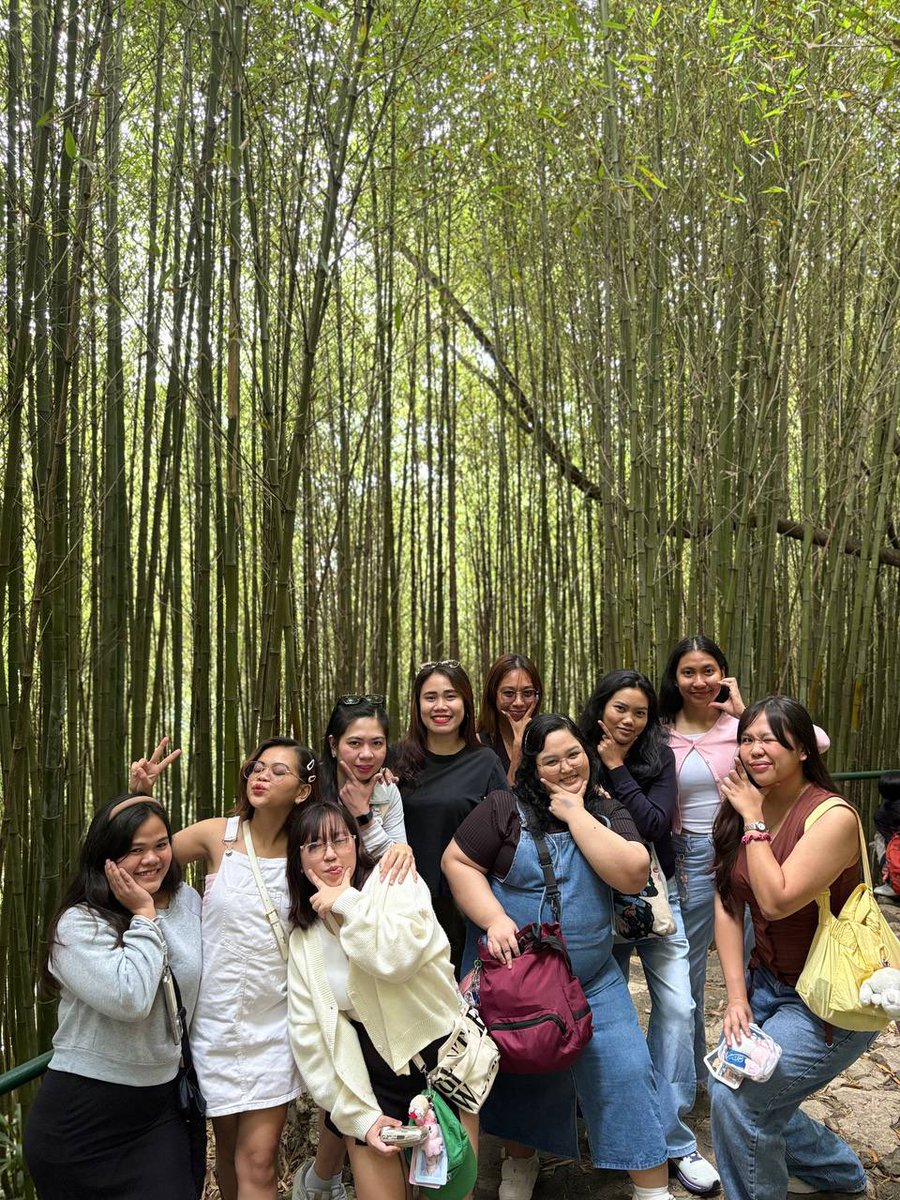 thank you again Byeon Wooseok and Kim Hye Yoon for letting me meet people who thinks exactly like me! A bond only we understand, thank you again girls for this unexpected adventure on to the next one!😌🫂💛💙