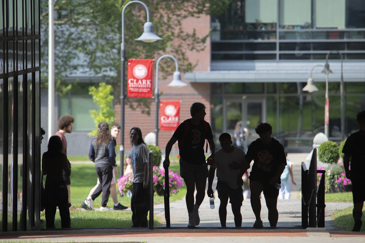 Fall semester is officially in session! 🎉 Welcome back and happy first day of classes, Clarkies!