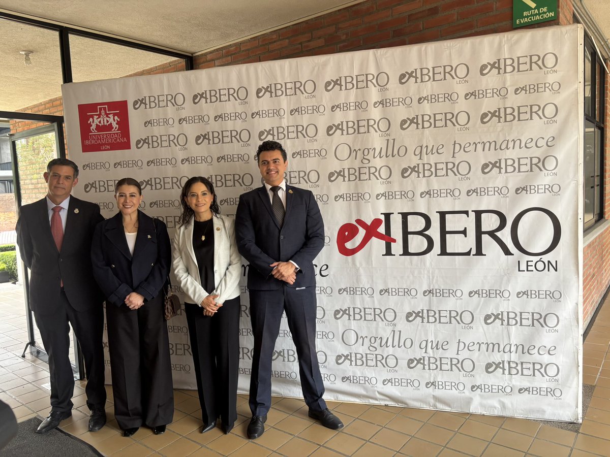 PRODHEG's tweet image. La Procuradora de los Derechos Humanos de Guanajuato @KarlaAlcarazOl1 participa en el lanzamiento del #ReDLab en @IberoLeon, un espacio de diálogo con colectivos, academia y periodistas para abordar el tema de desapariciones.

#EstamosDondeEstásParaDefenderte