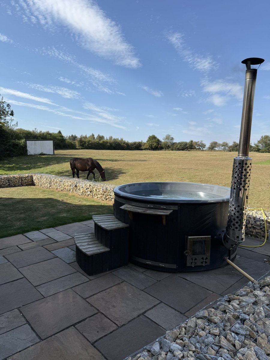 Nice view from the garden for the next few days. And I thought I was gonnaiss not going Birmingham to watch vale 😂