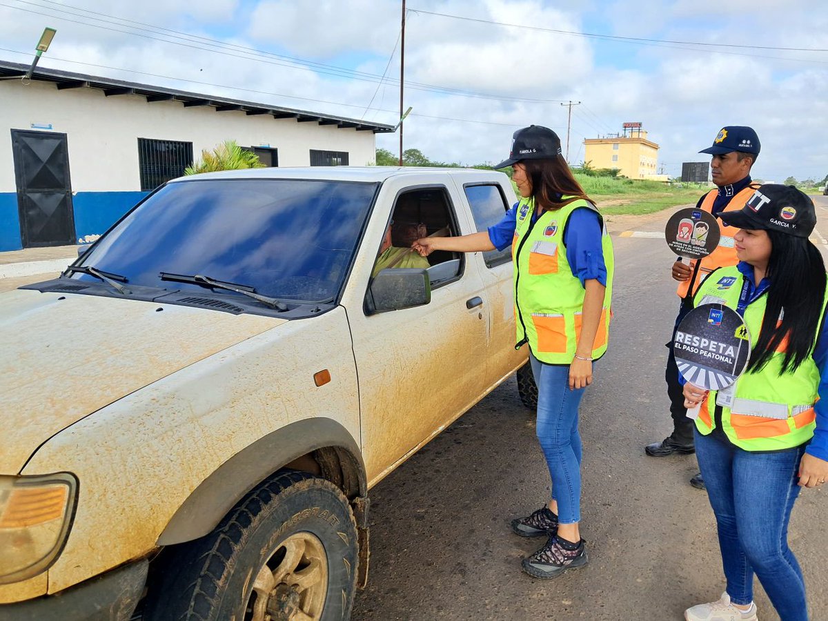 ¡Movilidad segura desde el PAC El Lido! 
El INTT, junto a PoliGuárico y PC, promueve una campaña para concienciar a los conductores sobre la importancia de respetar los límites de velocidad y el uso de cinturón de seguridad. 

Sé responsable priorizando la seguridad en las vías