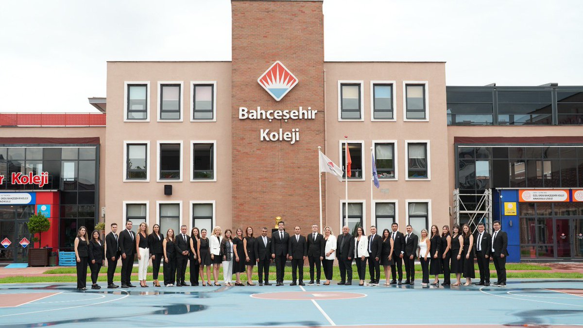 👩‍🏫👨‍🏫 2025–2026 Eğitim-Öğretim Yılına hazırız!

Bahçeşehir Koleji Ordu Giresun Enver Yücel Kampüsü olarak güçlü kadromuzla yeni döneme umut ve heyecanla başlıyoruz. 💫

#BahçeşehirKoleji #OrduGiresunKampüsü #yenieğitimyılı 
#şimdisırası